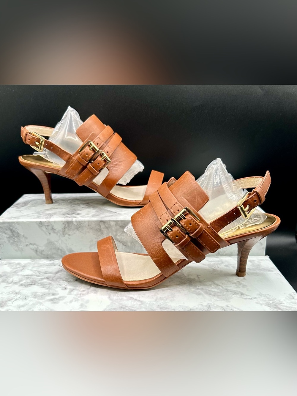 MICHAEL MICHAEL KORS Tan Leather Strappy Heels Gold Buckle Hardware. Size 6.5 - Picture 5 of 15